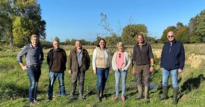 Der Wasserverband Obere Lippe (WOL) hat zusammen mit Vertreterinnen und Vertretern der Bezirksregierung Arnsberg, des Kreises Soest und der Stadt Erwitte bei einem Ortstermin die Renaturierung des Trotzbaches und seiner Aue zwischen Erwitte-Millinghausen und Böckum offiziell eingeweiht. 