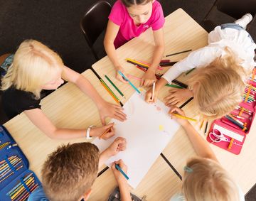 Kinder in der Grundschule