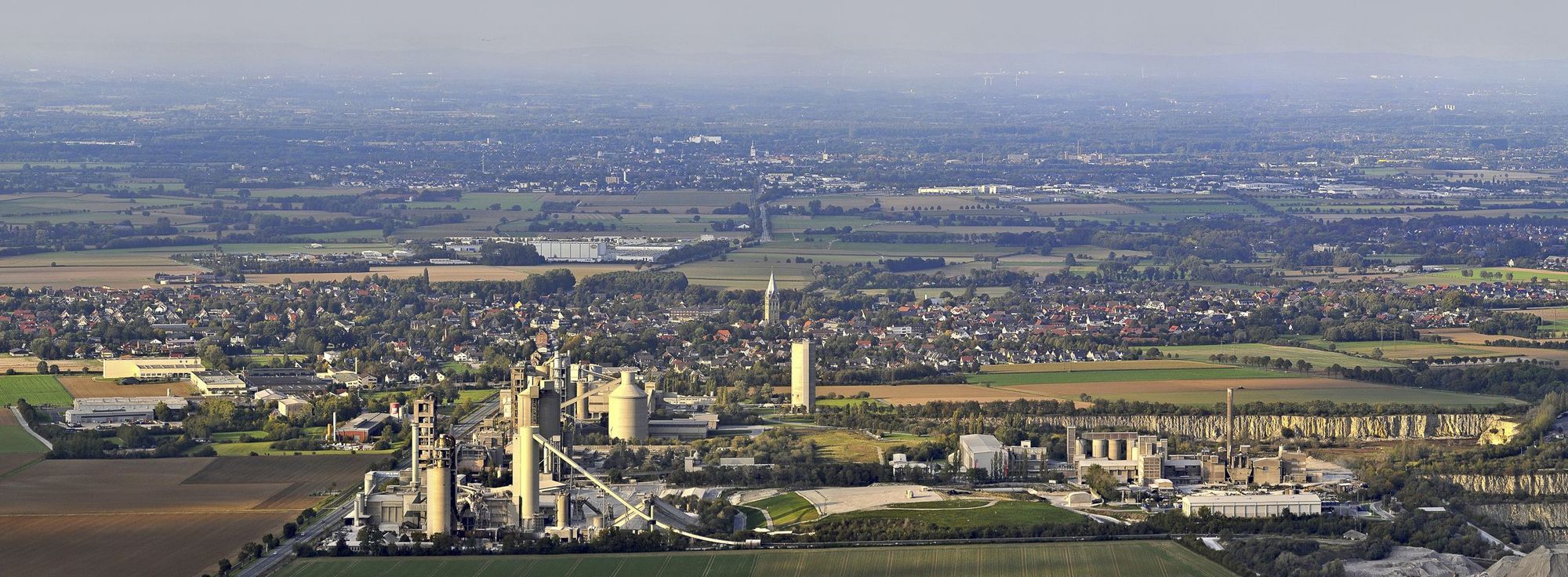 Zementindustrie Erwitte, Foto: T. Rensinghoff Titel