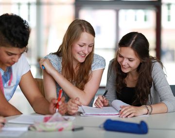 Schüler beim Lernen