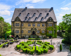 1.) Schlosshotel Erwitte